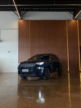 JEEP COMPASS 2.0 HURRICANE 4 TURBO GASOLINA OVERLAND AT9